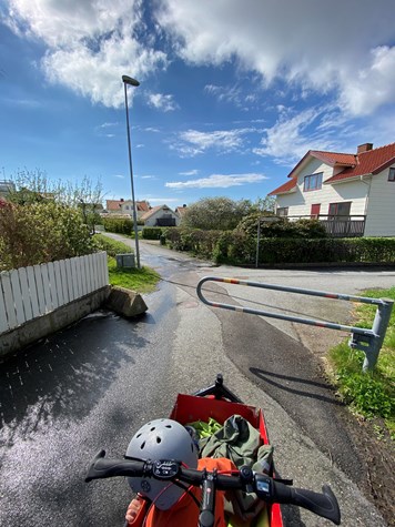 Inget övergångställe villagata, 30 km/h